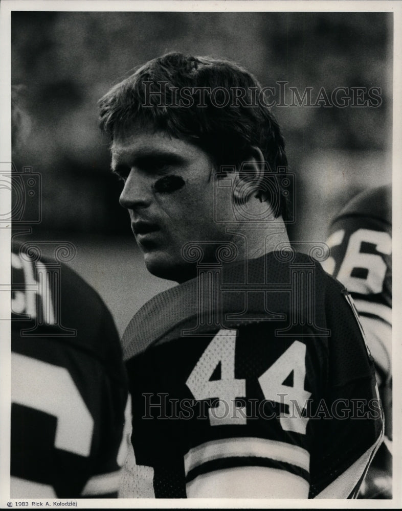 1983 Press Photo Dave Casper willingly cut his hair to play for Coach Bud Grant- Historic Images