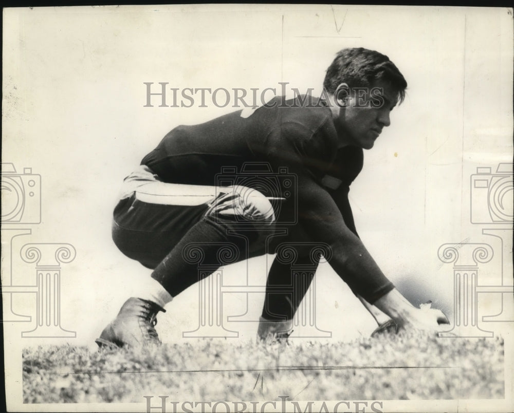 1940 Press Photo William Lenich, center for University of Illinois football team- Historic Images