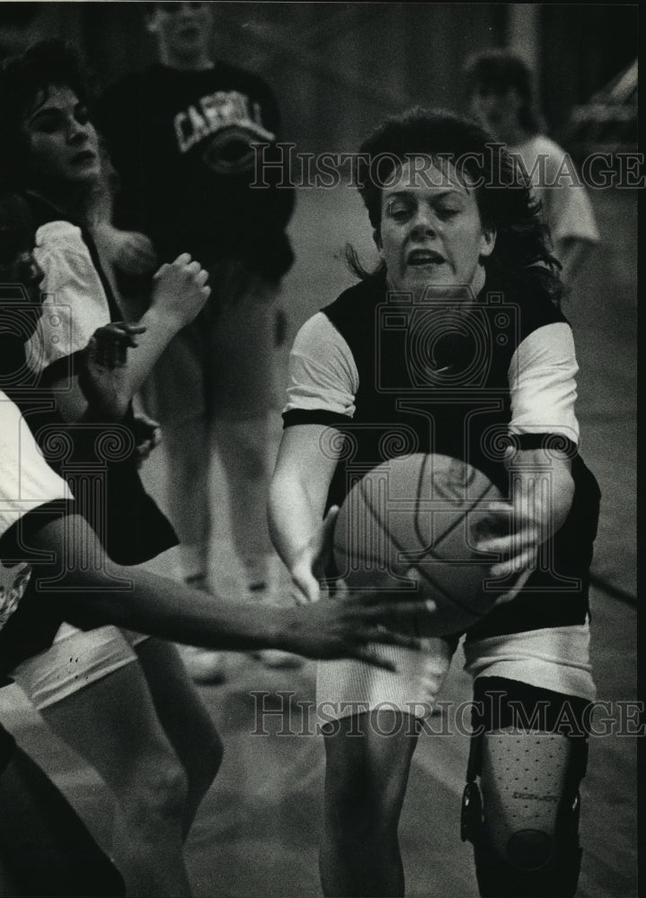 1990 Press Photo Carroll College - Karri Sears, Starter, Womens&#39; Basketball- Historic Images