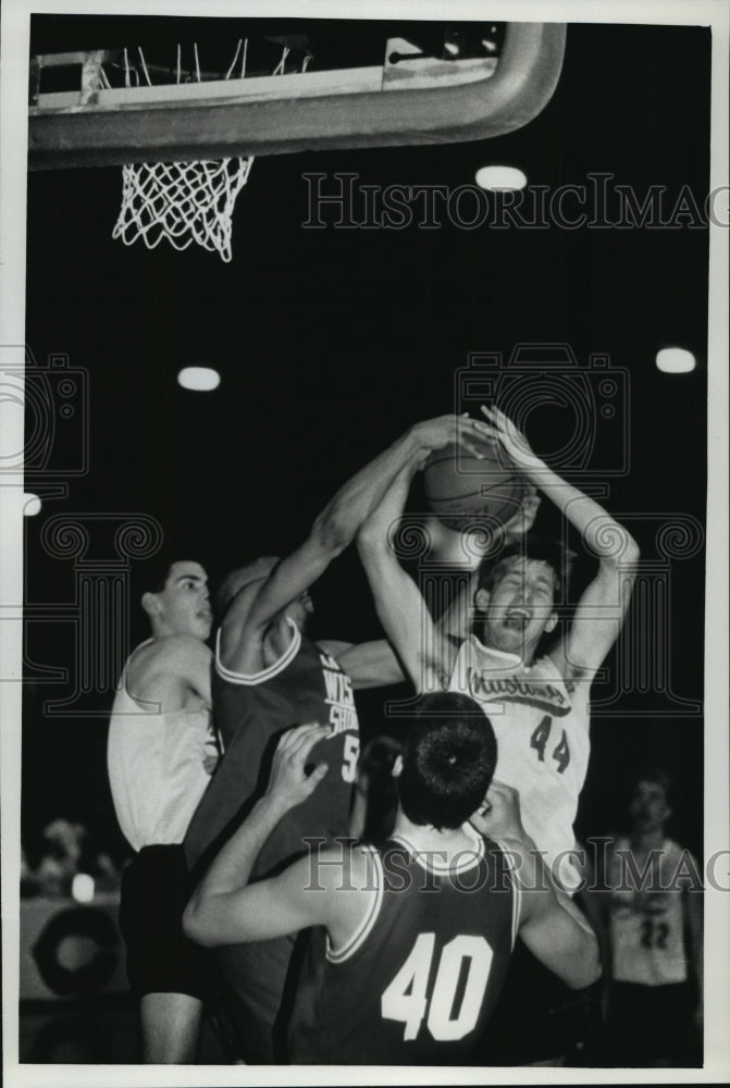 1991 Press Photo Amateur Athletic Union Basketball&#39;s Steve Berger, Tyrone Hicks- Historic Images