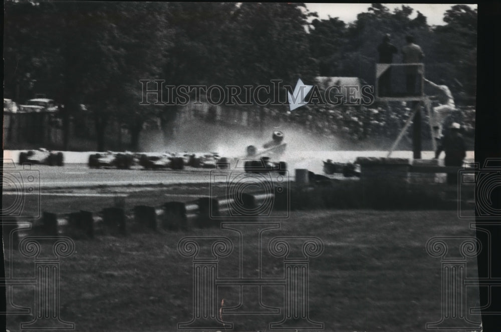 1969 Press Photo Gary Bettenhausen Flips Race Car, State Fair Park - mjt00495- Historic Images