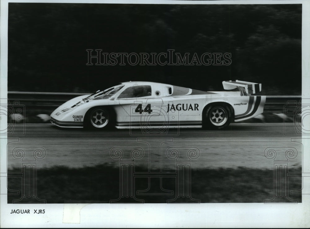 1982 Press Photo Road America - Jaguar XJR5, Race Car, Elkhart Lake, Wisconsin- Historic Images