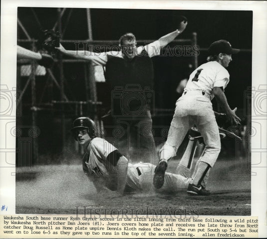1990 Press Photo Waukesha South High School - Ryan Gaynor Scores, Wisconsin- Historic Images