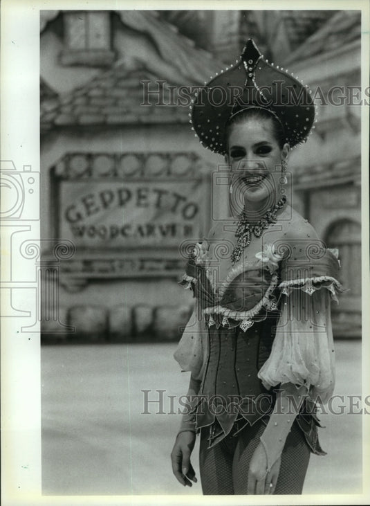 1988 Press Photo Disney's Magic Kingdom on Ice - Jane Alioto, Skater, Wisconsin- Historic Images
