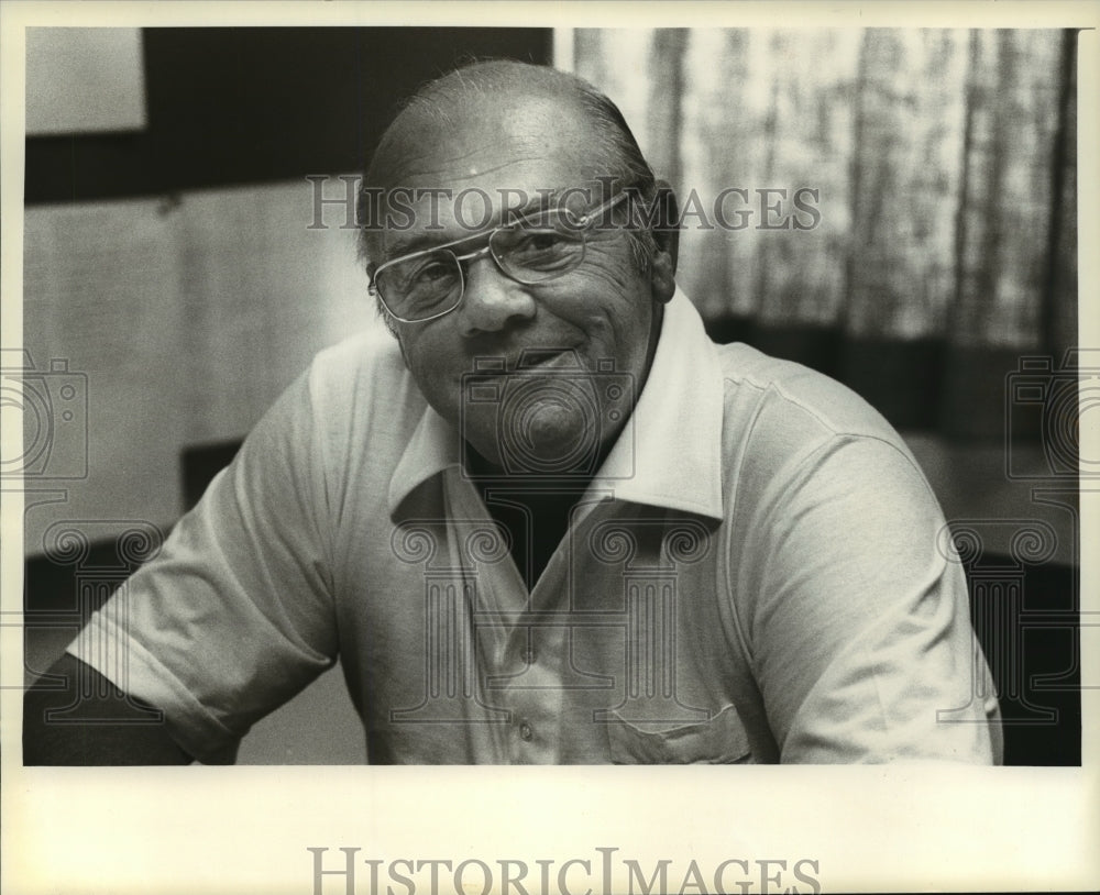 1984 Press Photo Link Walker, University Wisconsin-Eau Claire football coach- Historic Images