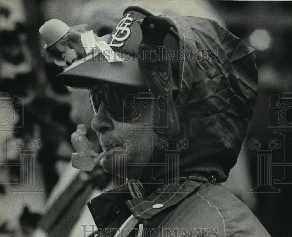 1982 Press Photo St. Louis Cardinals - Patsy J. Coonce at World Series- Historic Images