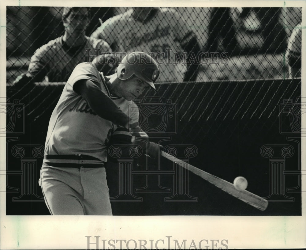 1987 Press Photo Milwaukee Brewers - Greg Brock, First Baseman - mjt01791- Historic Images