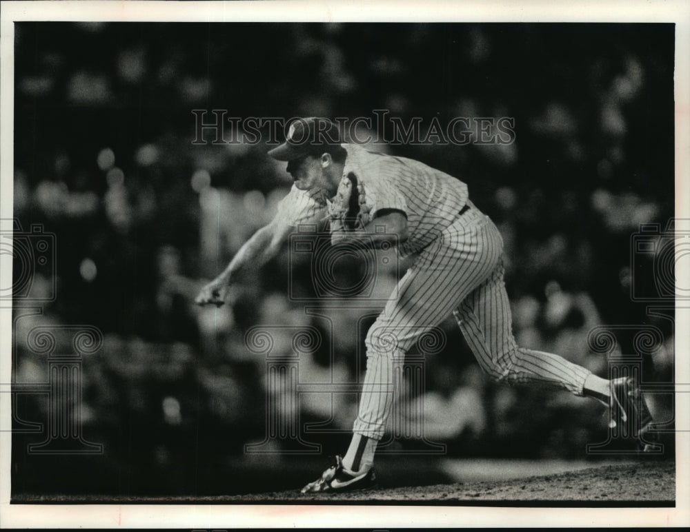 1991 Press Photo Brewers&#39; Bill Wegman pitches first complete game in over a year- Historic Images