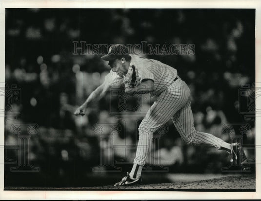 1991 Press Photo Brewers' Bill Wegman pitches first complete game in over a year- Historic Images
