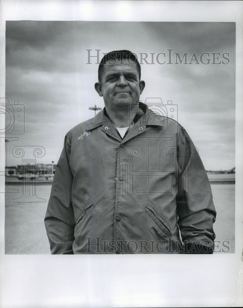 1971 Press Photo Stock car racer, Fuzzy Fassbender- Historic Images