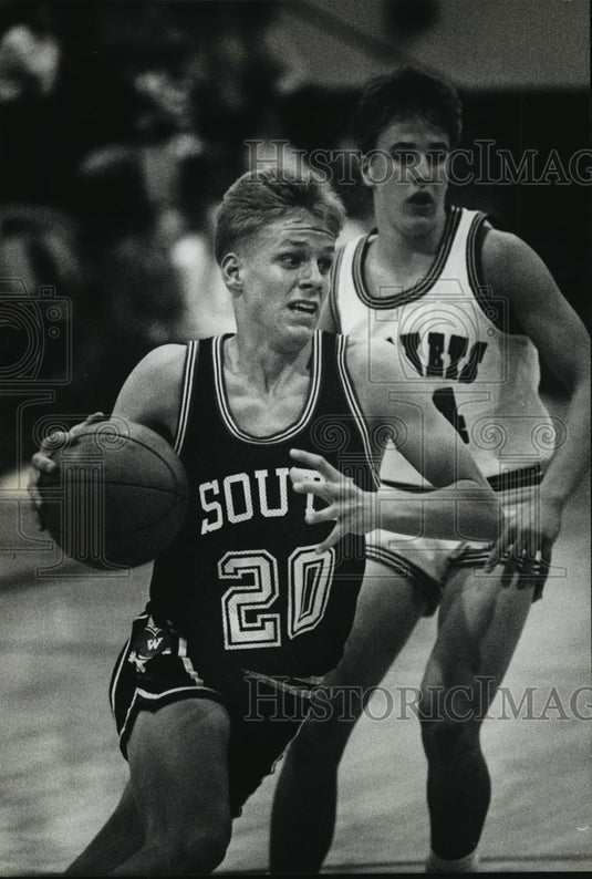 1989 Press Photo Waukesha South basketball player, Craig Aamot, in action- Historic Images