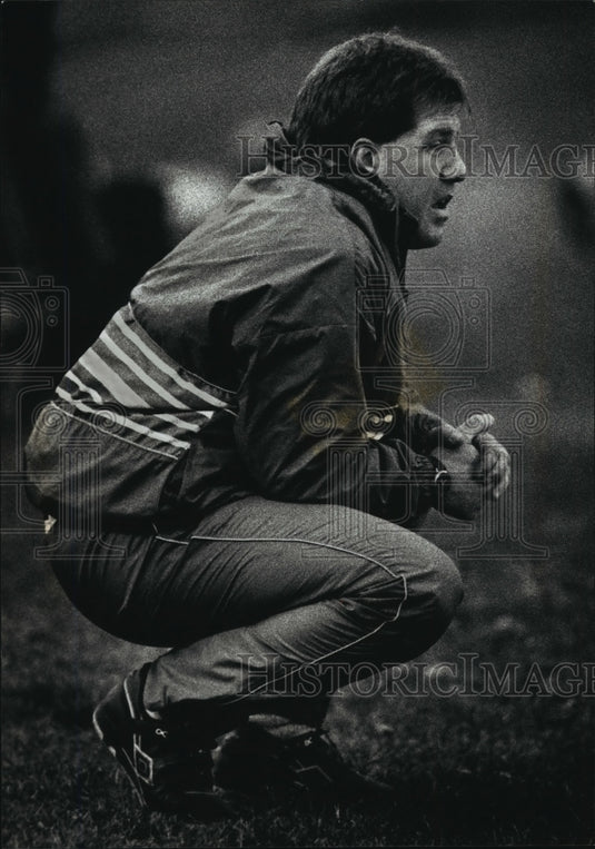 1990 Press Photo Waukesha Wisconsin Catholic Memorial Soccer Coach John Bisswurm- Historic Images