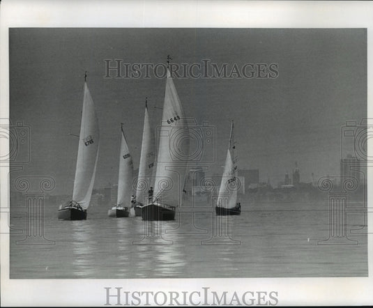 1971 Press Photo Sailboats race during Michigan Yachting Association Regatta- Historic Images