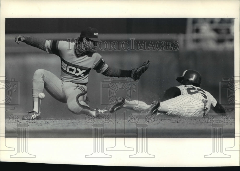 1985 Press Photo Brewer&#39;s Loman And Chicago&#39;s Cruz On Opening Day Of Baseball- Historic Images