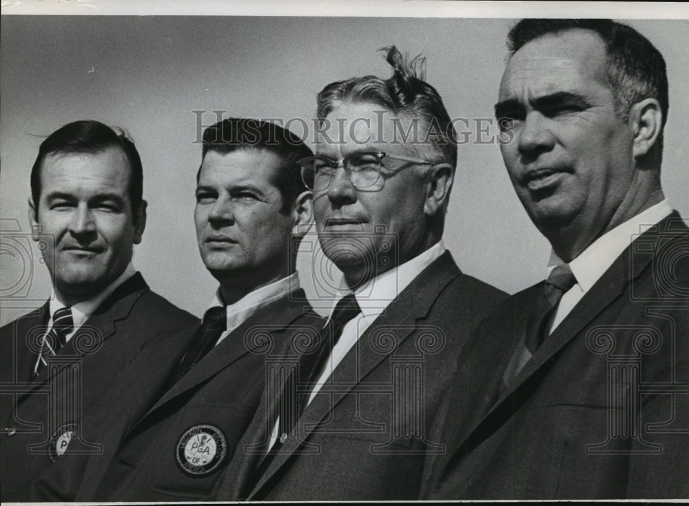 1969 Press Photo Steve Bull with his fellow Professional Golfers Assoc. officers- Historic Images