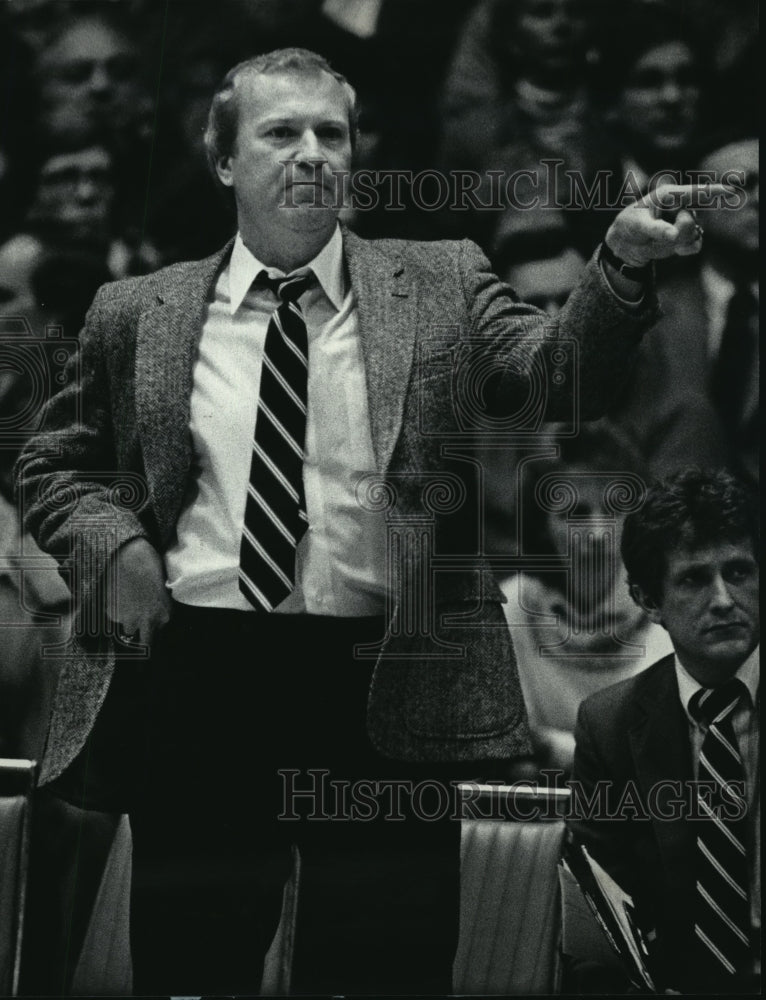 1983 Press Photo UW basketball coach, Steve Yoder- Historic Images