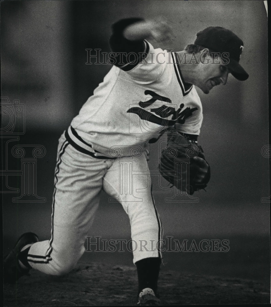 1988 Press Photo Pitcher Pat Bangston of Wisconsin&#39;s Kenosha Twins baseball team- Historic Images