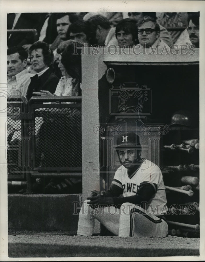 1975 Press Photo Milwaukee Brewers baseball&#39;s Pedro Garcia, a lonely spectator- Historic Images