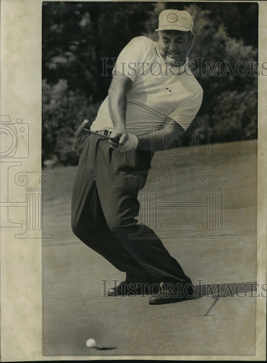 1962 Press Photo Fred Gage in action during the State Amateur Golf Tournament- Historic Images