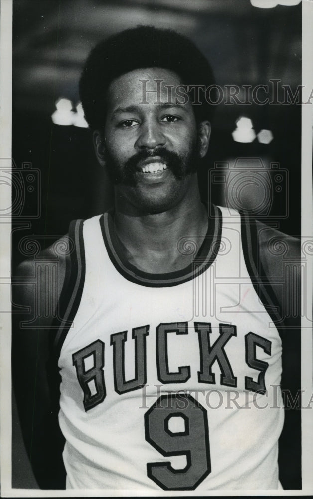 1972 Press Photo Bucks basketball player, Ron Knight - mjt04207- Historic Images