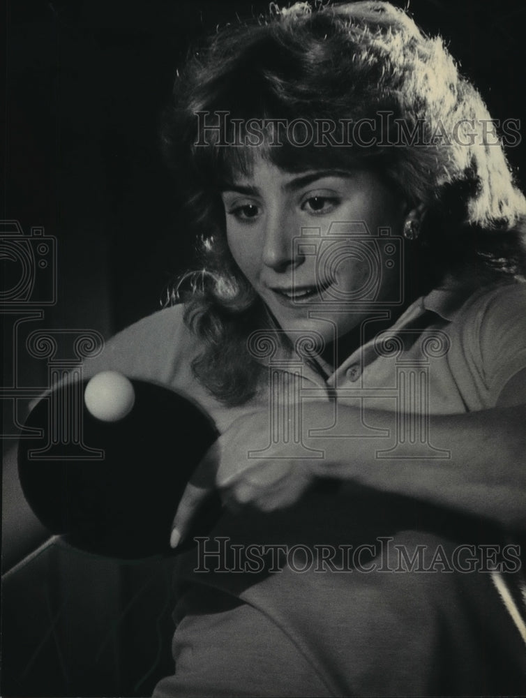 1985 Press Photo Wisconsin table tennis player, Cheryl Dadian of Oak Creek- Historic Images