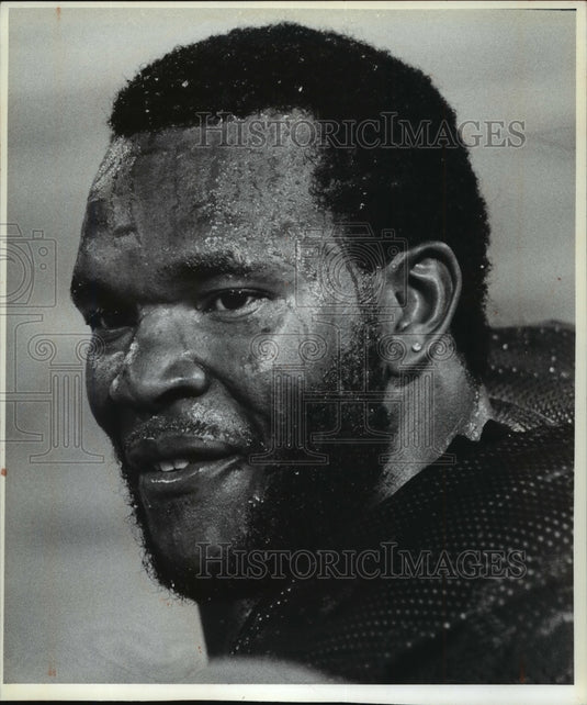 1983 Press Photo Green Bay Packers football linebacker, Mike Douglass- Historic Images