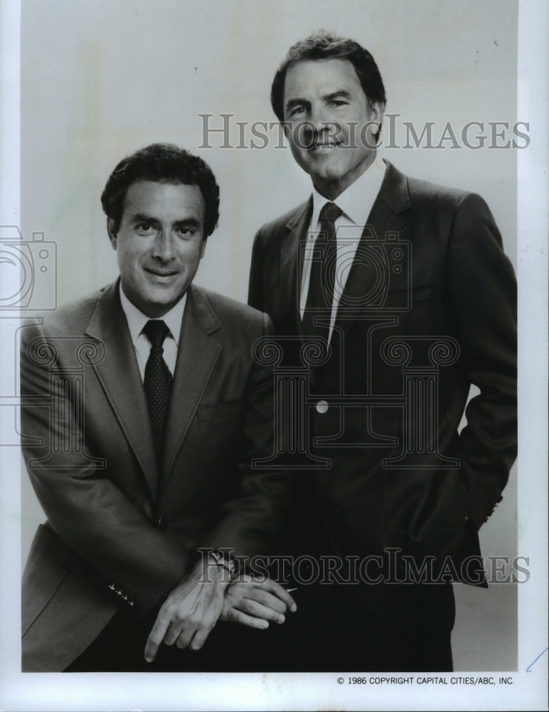 1986 Press Photo TV sports personalities Al Michael and Frank Gifford - Historic Images