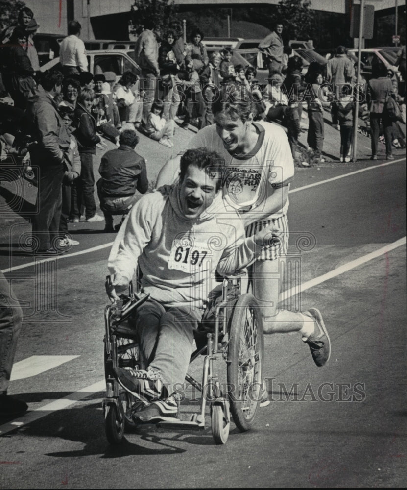 1983 Press Photo Wheel chair winner at the Al Mc Guire Race - mjt04994- Historic Images