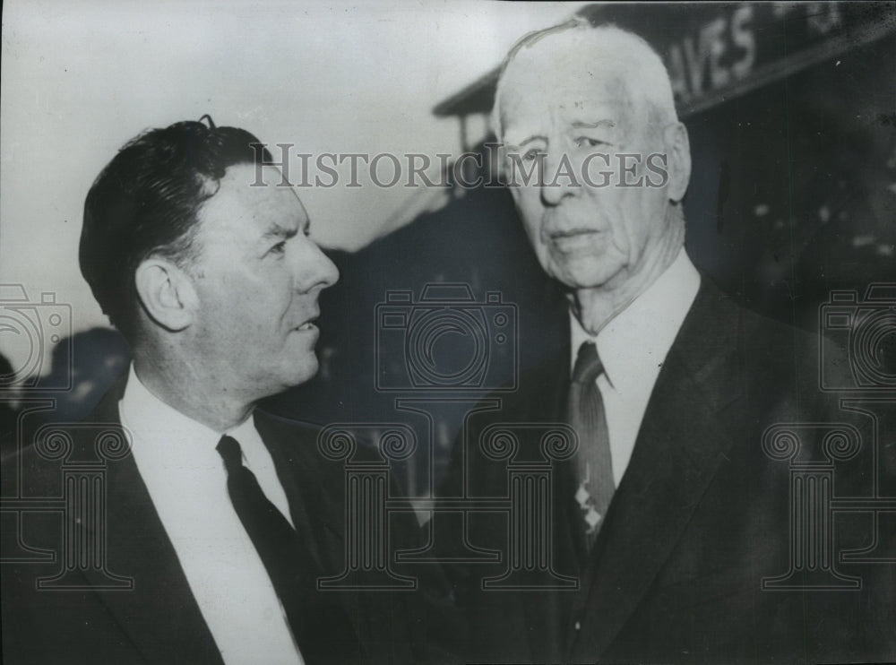 1954 Press Photo The grand old man of baseball, Connie Mack (R) and John Quinn.- Historic Images