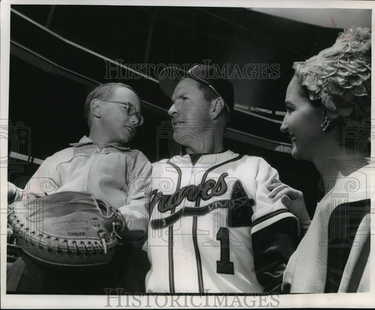 1961 Press Photo Michael Ulrichsen, Baseball's Del Crandall, Mrs. Donald Dibble- Historic Images