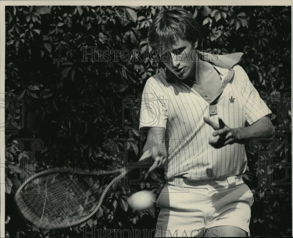 1983 Press Photo Mike Davidson, Tennis Player, Mequon, Wisconsin - mjt05639- Historic Images