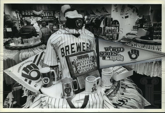 1983 Press Photo Store full of Milwaukee Brewers souvenirs. - mjt05722- Historic Images