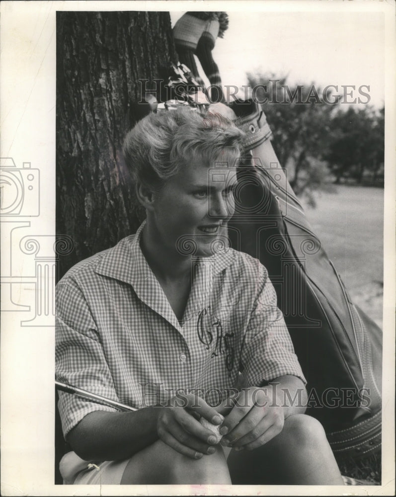 1962 Press Photo Wisconsin Top Amateur Golfer Carol Sorenson Of Janesville- Historic Images