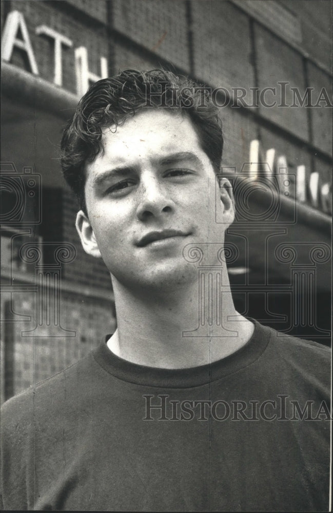 1991 Press Photo Catholic Memorial High School - Pete Fox, Football Player- Historic Images