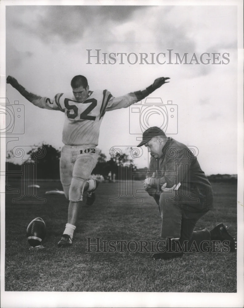 1968 Press Photo St. Norbert College - Ted Fritsch, Football Coach, and Son- Historic Images