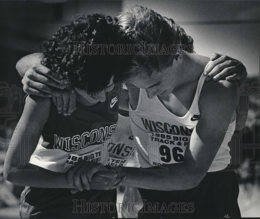 1985 Press Photo Running champs Cathy Branta and fiance John Easker - mjt06590- Historic Images