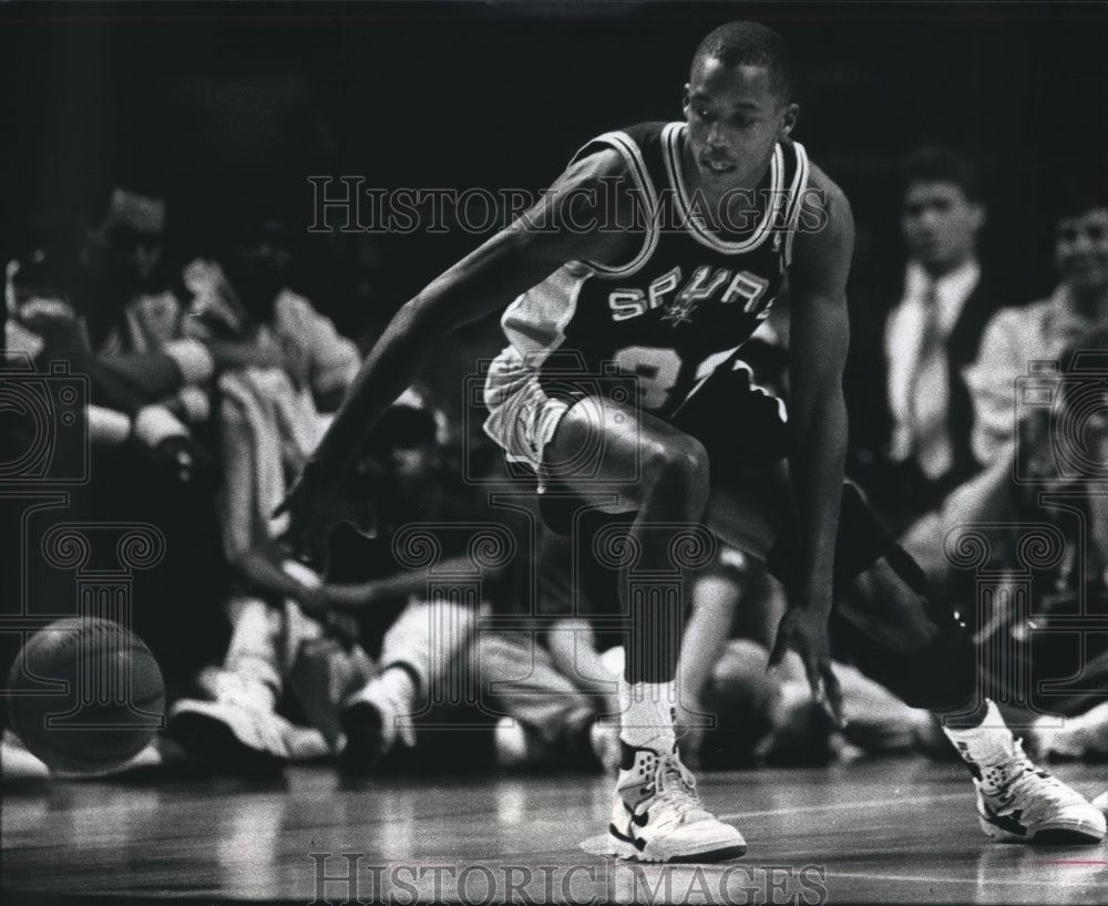 1989 Press Photo Spurs basketball player, Sean Elliott learned some NBA lessons- Historic Images