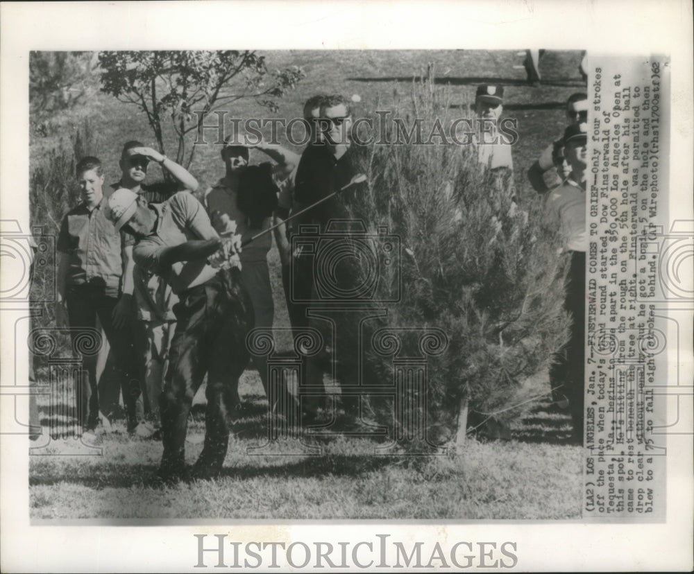 1962 Press Photo Golfer Dow Finsterwald at the Los Angeles Open in California- Historic Images