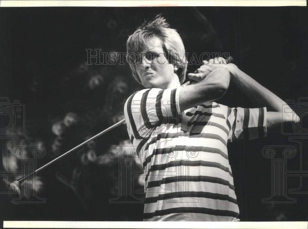 1980 Press Photo Wisconsin Amateur Golf Champion Greg Dick In Middle Of Swing- Historic Images