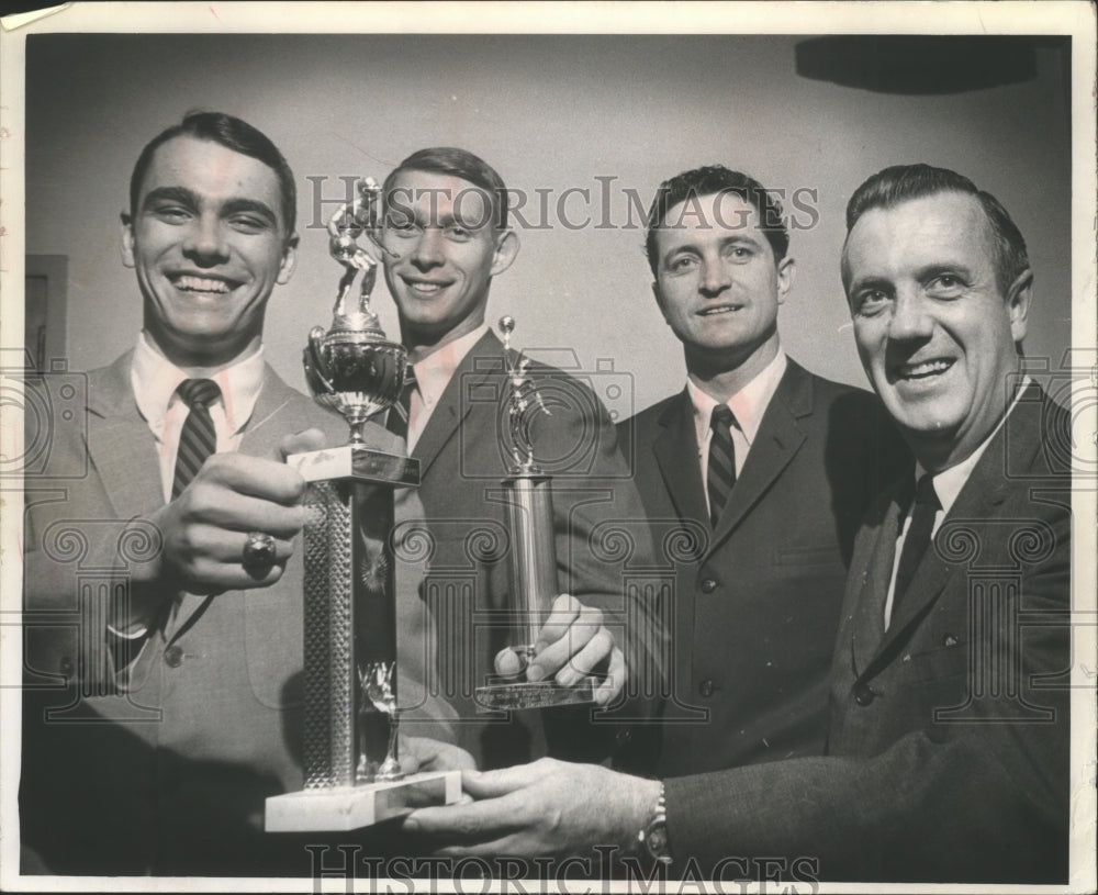 1967 Press Photo Basketball&#39;s Bob Wolf, Brian Brunkhorst, Al McGuire, Johnny Dee- Historic Images