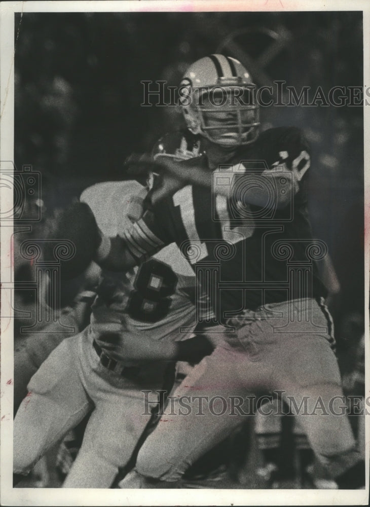 1976 Press Photo Green Bay Packer quarterback Lynn Dickey ready to throw.- Historic Images