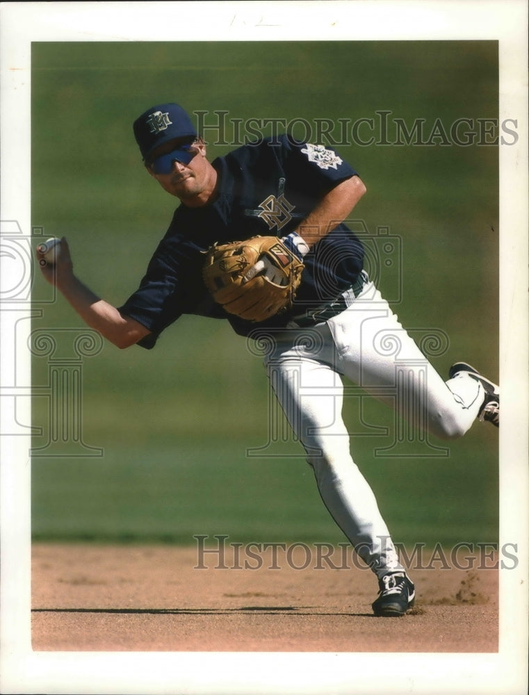 1994 Press Photo Milwaukee Brewers baseball player, Jody Reed, in action- Historic Images