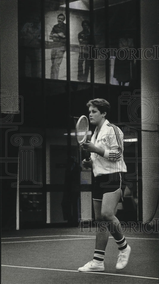 1979 Press Photo Linda Raymond playing tennis. - mjt07349- Historic Images