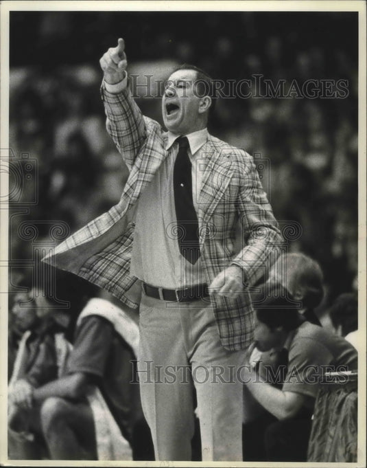 1978 Press Photo Larry Castillo, coach, Utica (N.Y.) College - mjt07532- Historic Images
