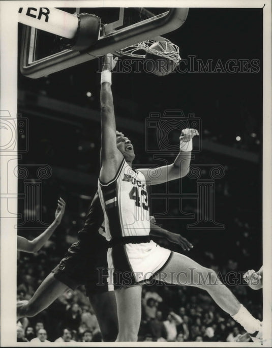 1989 Press Photo Milwaukee Bucks basketball's Jack Sikma during game vs. Nets- Historic Images