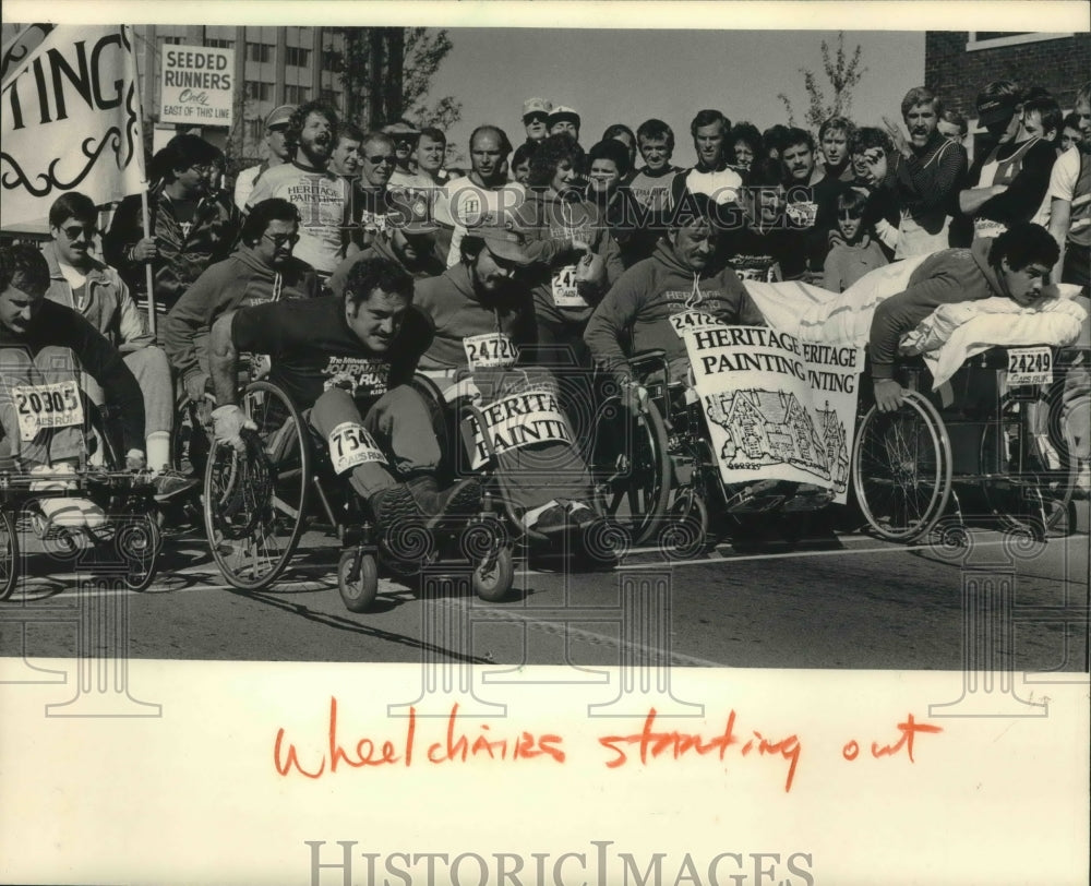 1984 Press Photo Wheelchair racers at the start of Milwaukee&#39;s Al McGuire race- Historic Images