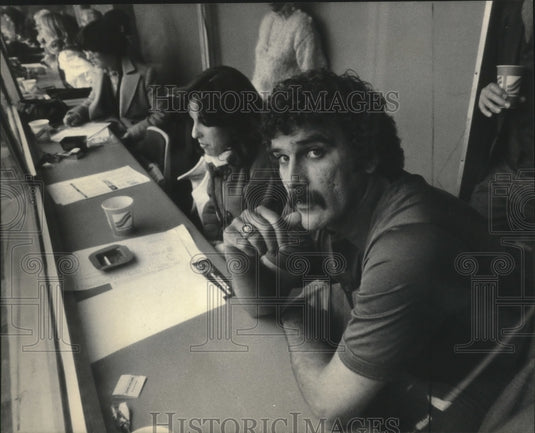 1983 Press Photo Pete Vuckovic watched Friday's home opener in Bud Selig's Box.- Historic Images