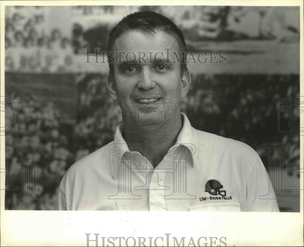 1984 Press Photo Mike Farley, UW-River Falls football coach - mjt08383- Historic Images