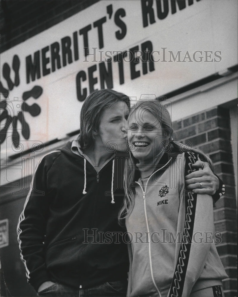 1979 Press Photo National running star, Kim Merritt with her husband, Keith- Historic Images