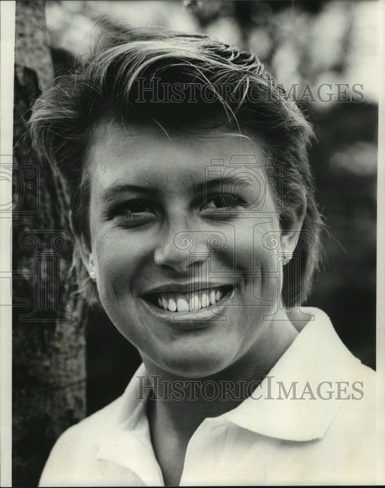 1985 Press Photo Skier Sue Michalski of Greenfield, Wisconsin - mjt08660- Historic Images